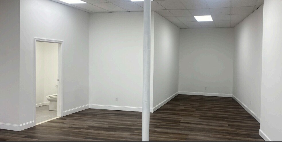More Photos Of 46-48 W Main St, Riverhead Storefront Retail Residential For Sale