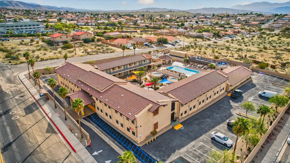 More Photos Of 67485 Hacienda Ave, Desert Hot Springs Hotel For Sale