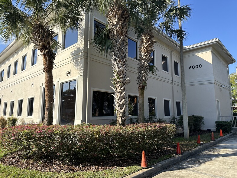 More Photos Of 6000 Turkey Lake Rd, Orlando Medical For Lease