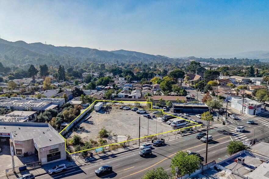More Photos Of 7636 Foothill Blvd, Tujunga Land For Lease