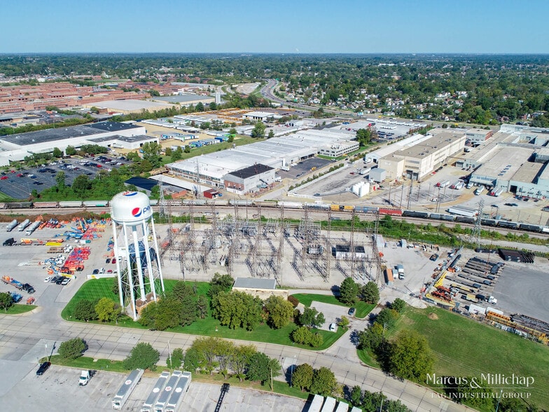 More Photos Of 3901 Union Blvd, Saint Louis Warehouse For Sale