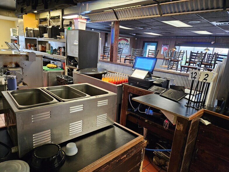 More Photos Of 2519 N 1st Ave, Evansville Fast Food For Lease