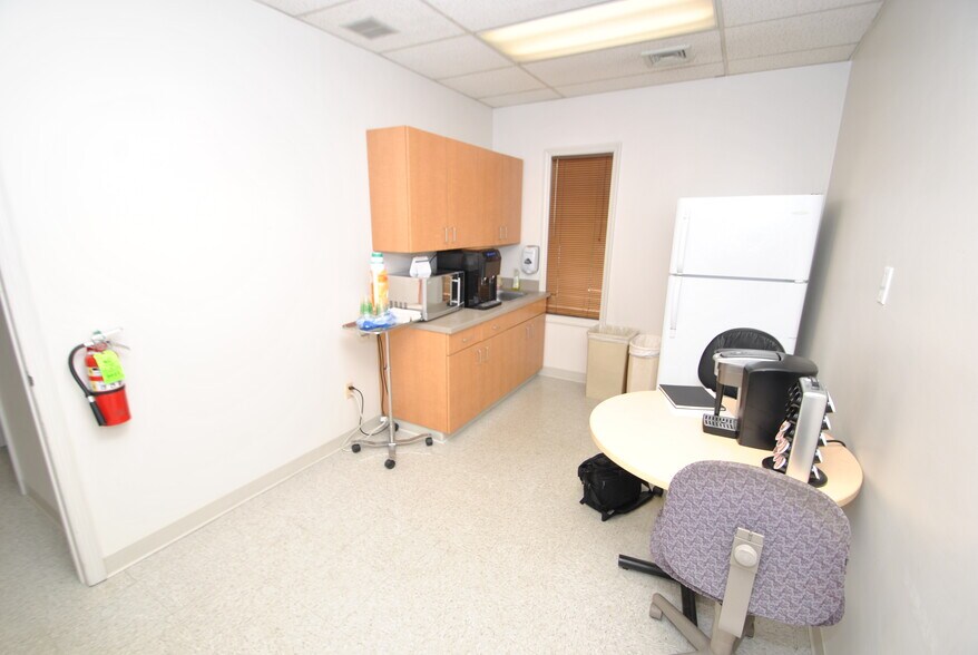 More Photos Of 223 Monmouth Rd, West Long Branch Medical For Lease