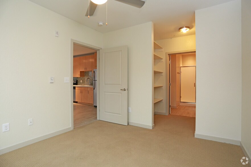 More Photos Of 2424-2434 W Caithness Pl, Denver Apartments For Lease