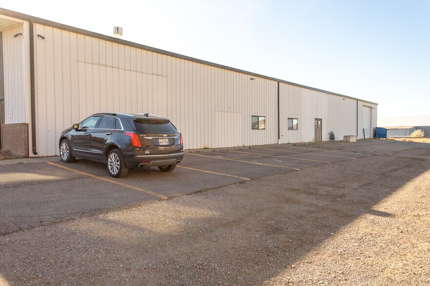 More Photos Of 100 9th Ave S, Great Falls Warehouse For Sale