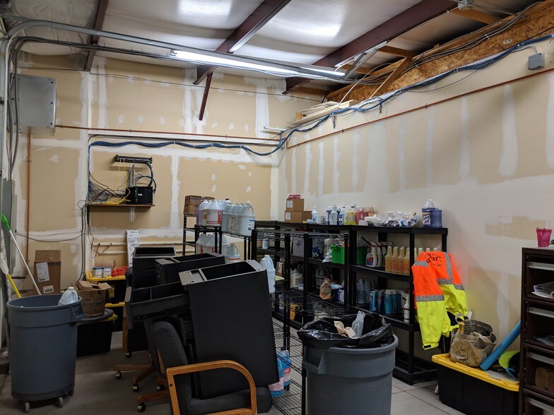 More Photos Of 5475 Peoria St, Denver Light Manufacturing For Sale