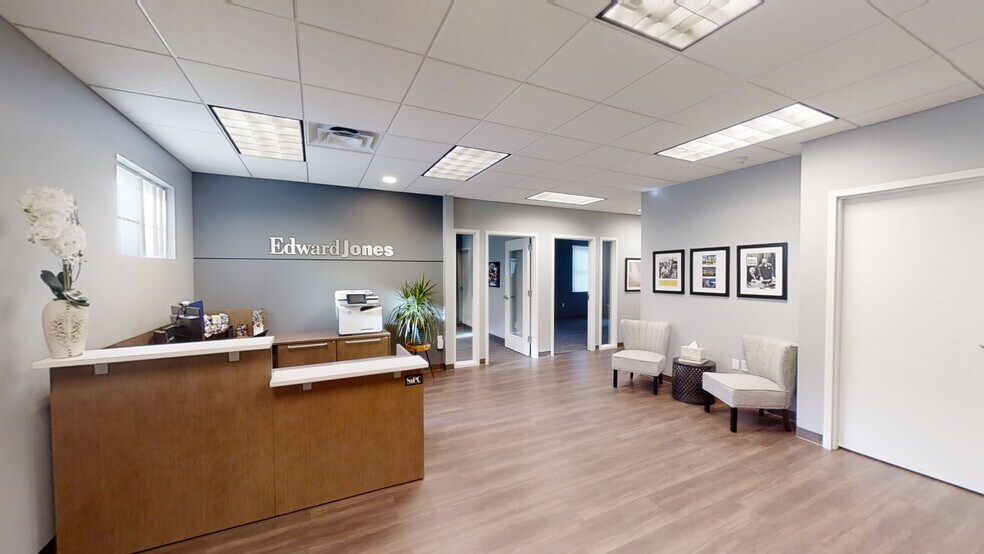 More Photos Of 8401 Chagrin Rd, Chagrin Falls Medical For Sale