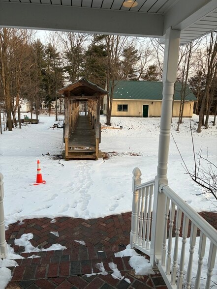 More Photos Of 1011 Hoosick Rd, Troy Storefront Retail Residential For Sale