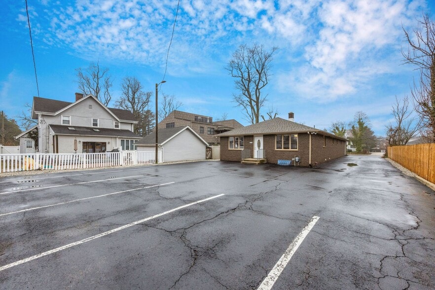 More Photos Of 1 N Valley Ave, Vineland Office Residential For Sale