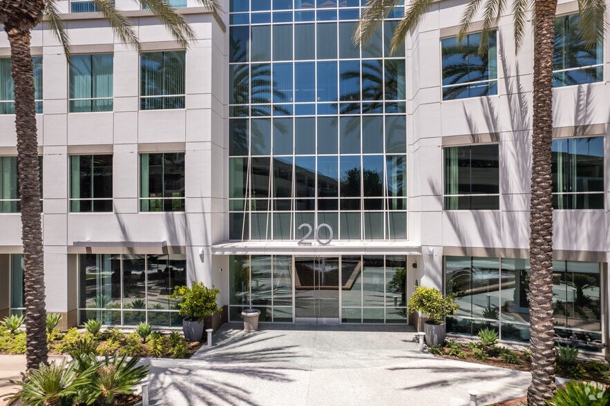 More Photos Of 20 Enterprise, Aliso Viejo Office For Lease
