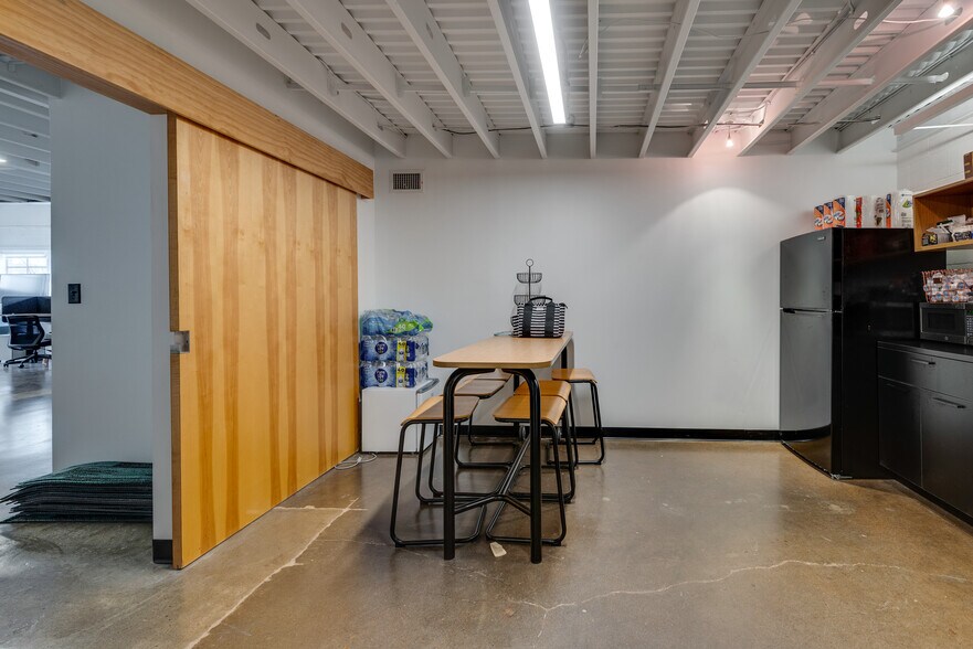 More Photos Of 613 Ewing Ave, Nashville Loft Creative Space For Lease