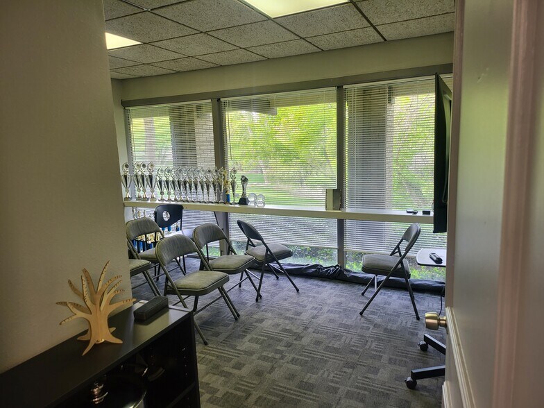 More Photos Of 4885 S 900 E, Salt Lake City Coworking Space