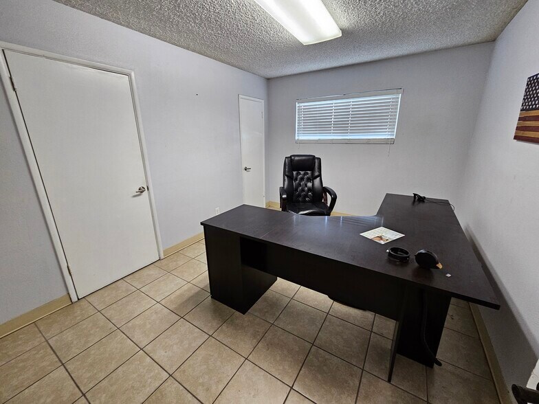 More Photos Of 1376 N Waterman Ave, San Bernardino Medical For Lease
