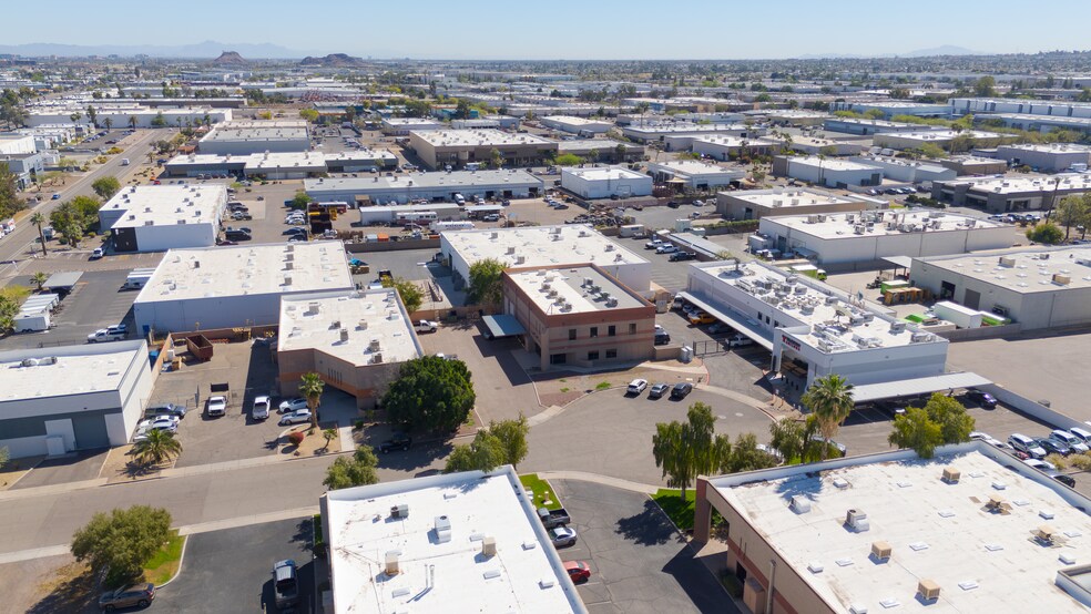 More Photos Of 4615 S 33rd Pl, Phoenix Distribution For Lease