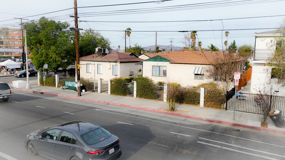 More Photos Of 12937 Van Nuys Blvd, Pacoima Apartments For Sale