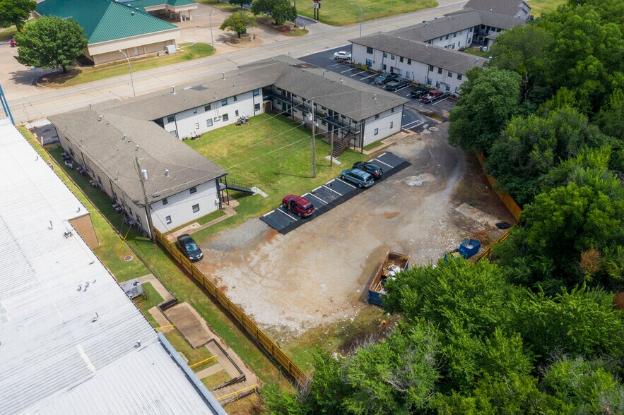 More Photos Of 1108-1114 N Duck St, Stillwater Apartments For Sale