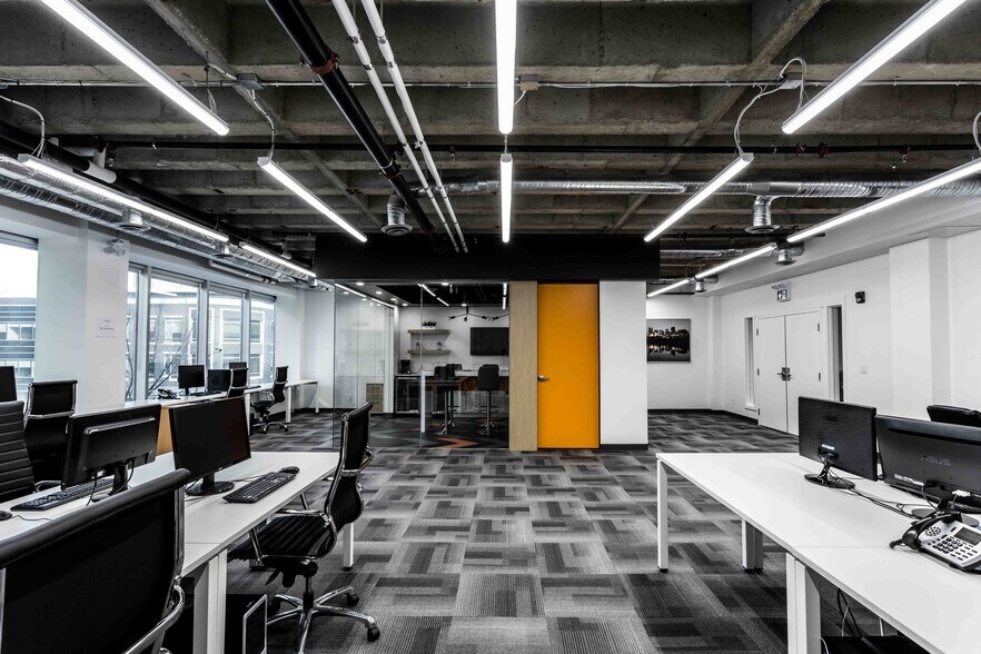 More Photos Of 10355 Jasper Ave NW, Edmonton Office For Sale