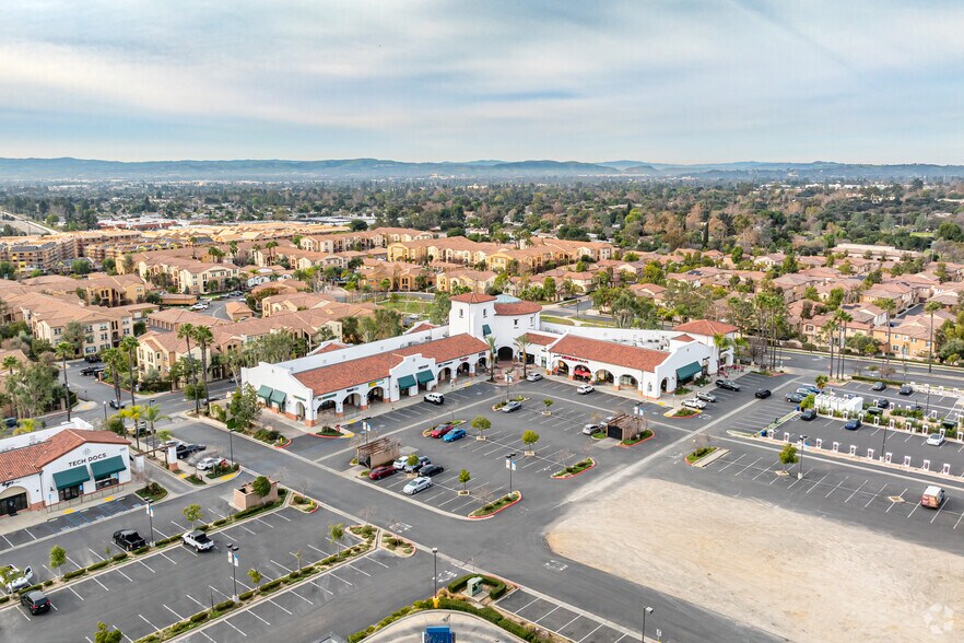 More Photos Of 2440 W Arrow Rt, Upland Restaurant For Lease
