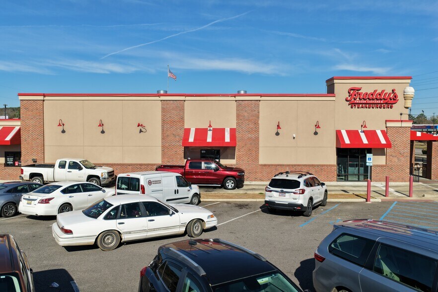 More Photos Of 190 Vaughan Ln, Pell City Fast Food For Sale