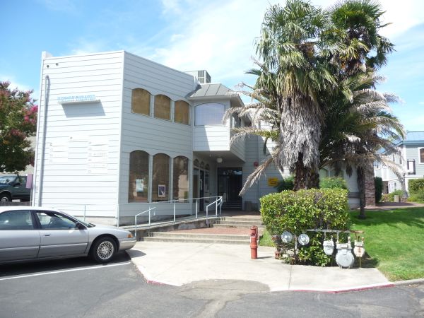 More Photos Of 367-387 N State St, Ukiah Office For Sale