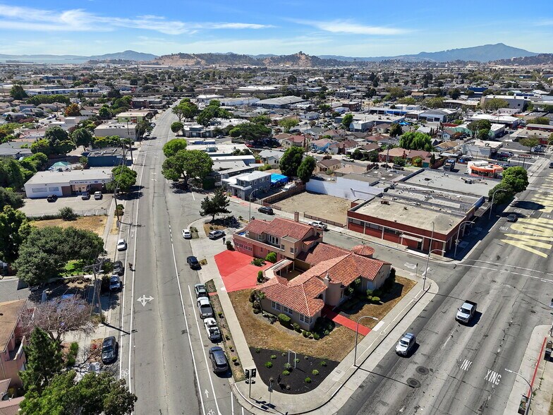 More Photos Of 2600 Macdonald Ave, Richmond Office Residential For Sale