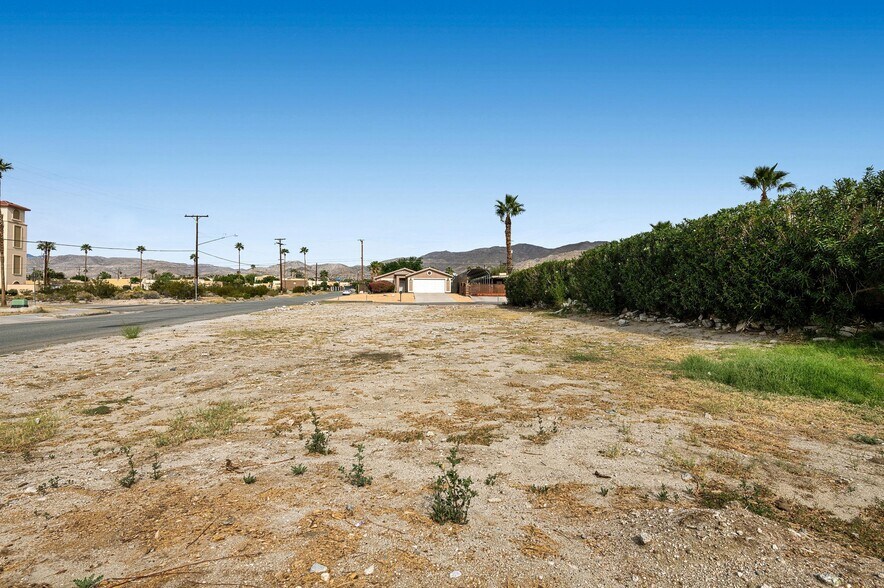 More Photos Of 66665 1st St, Desert Hot Springs Apartments For Sale