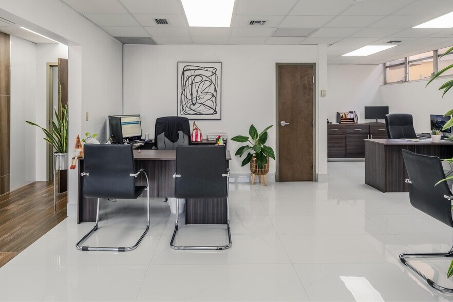 More Photos Of 1880 NE 163rd St, North Miami Beach Medical For Sale