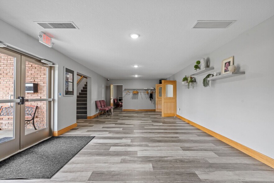 More Photos Of 6206 Lilac Dr N, Brooklyn Center Religious Facility For Sale
