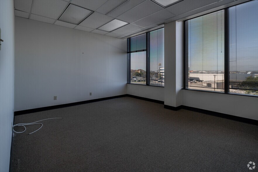 More Photos Of , San Antonio Office For Sale