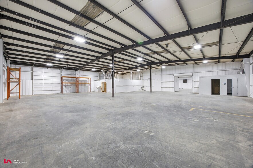 More Photos Of 1500 Union Hill Rd, Alpharetta Manufacturing For Lease