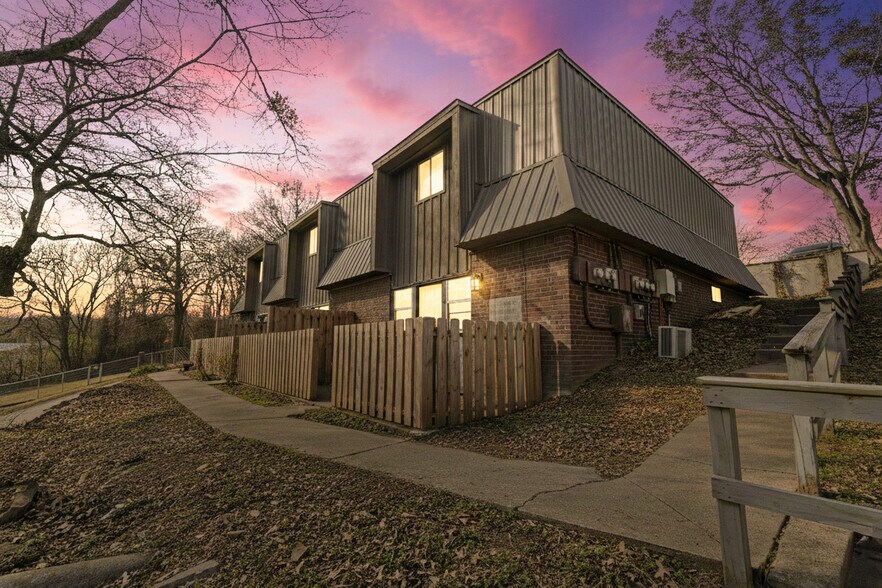 More Photos Of 1805 S Y St, Fort Smith Apartments For Sale