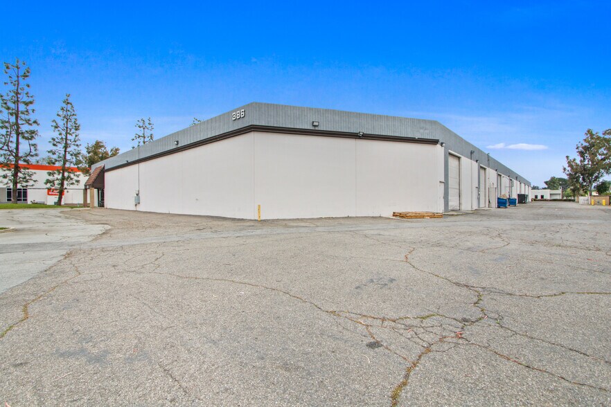 More Photos Of 386-398 Cliffwood Park St, Brea Manufacturing For Lease