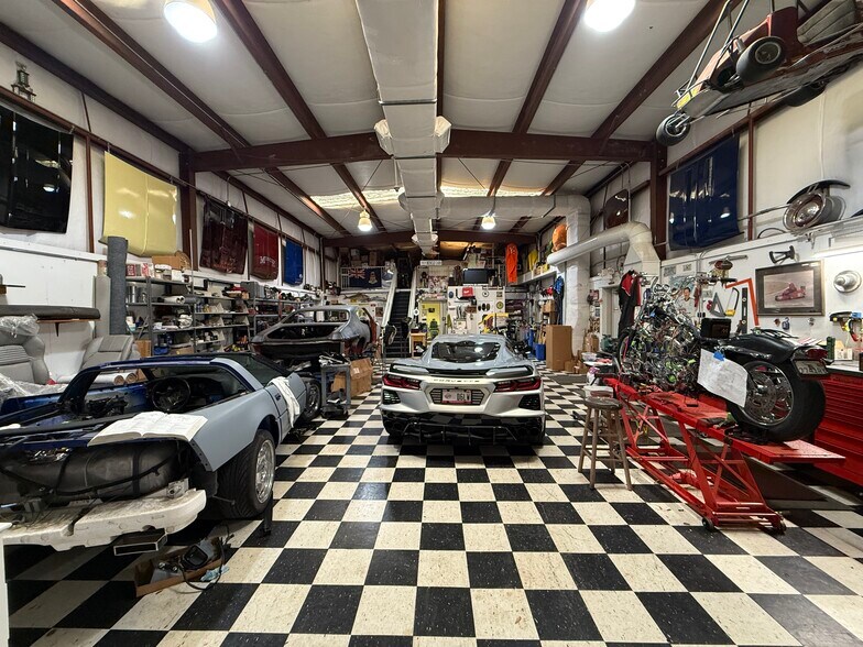 More Photos Of 50 S Perrott Dr, Ormond Beach Service For Sale