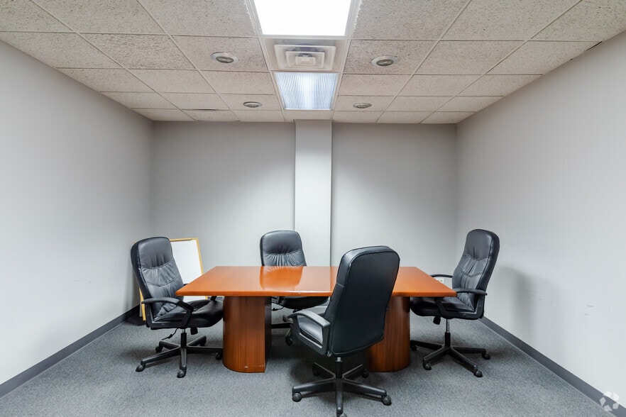 More Photos Of 1515 N Harlem Ave, Oak Park Medical For Lease