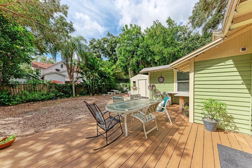 More Photos Of 1533 1st Avenue Dr W, Bradenton Multifamily For Sale