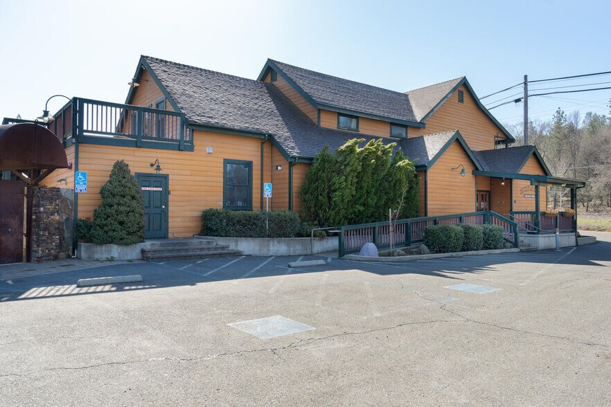 More Photos Of 2021 Smith Flat Rd, Placerville Office For Sale