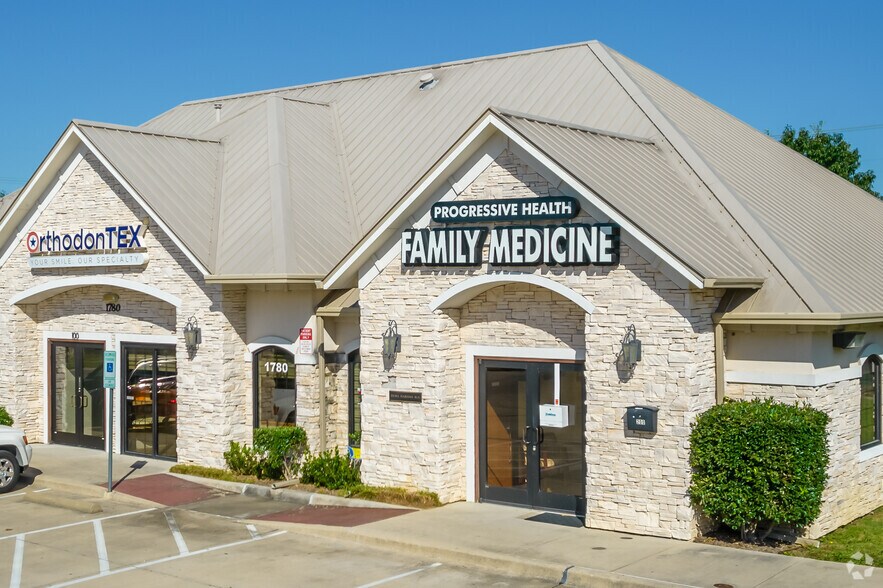 More Photos Of 1780 W Virginia St, McKinney Medical For Sale