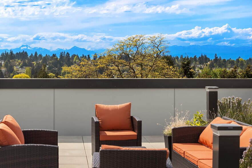 More Photos Of 9736 Greenwood Ave N, Seattle Apartments For Sale
