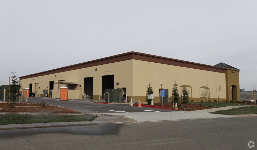 More Photos Of 785-797 Technology Way, Napa Light Manufacturing For Lease
