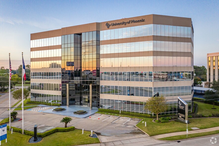 More Photos Of 11451 Katy Fwy, Houston Office For Lease