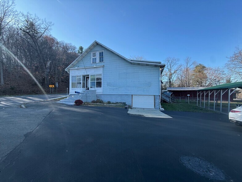 More Photos Of 2855 Aqueduct Rd, Schenectady Storefront Retail Residential For Sale