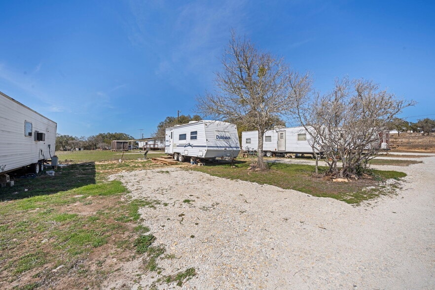 More Photos Of 820 Forest View Dr, Blanco Manufactured Housing Mobile Home Park For Sale