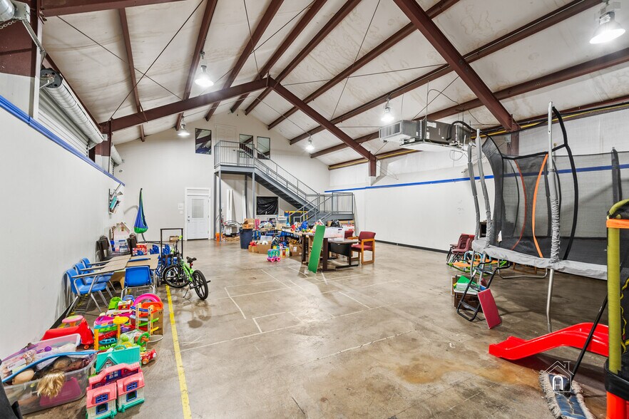 More Photos Of 3501 Sheppard Access Rd, Wichita Falls General Retail For Sale