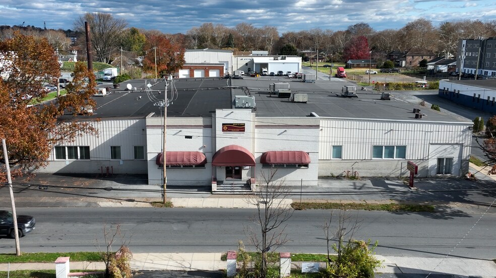 Primary Photo Of 951 S 13th St, Harrisburg Light Manufacturing For Sale