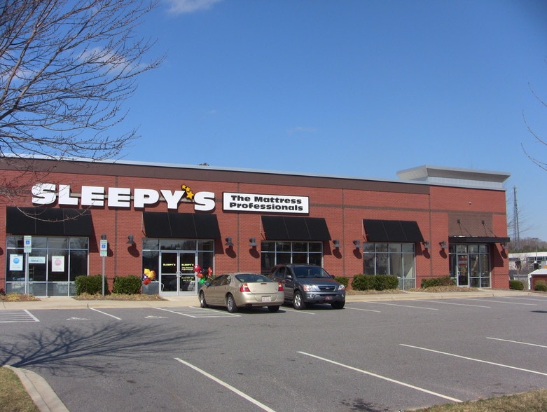 More Photos Of 252 Turnersburg Hwy, Statesville Freestanding For Lease