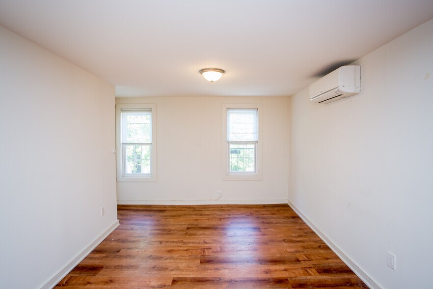 More Photos Of 41 Church St, Lambertville Apartments For Sale