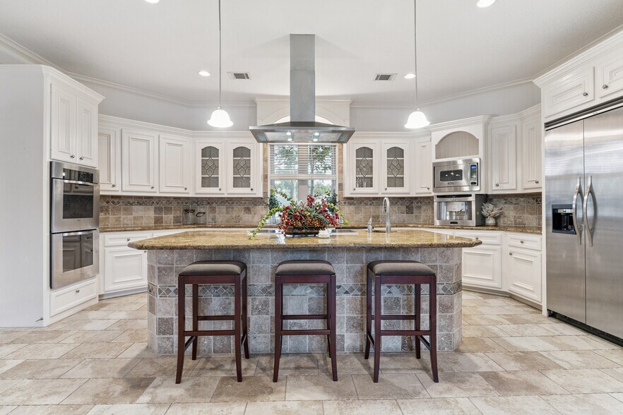 More Photos Of 16218 Barklea Rd, Cypress Land For Sale