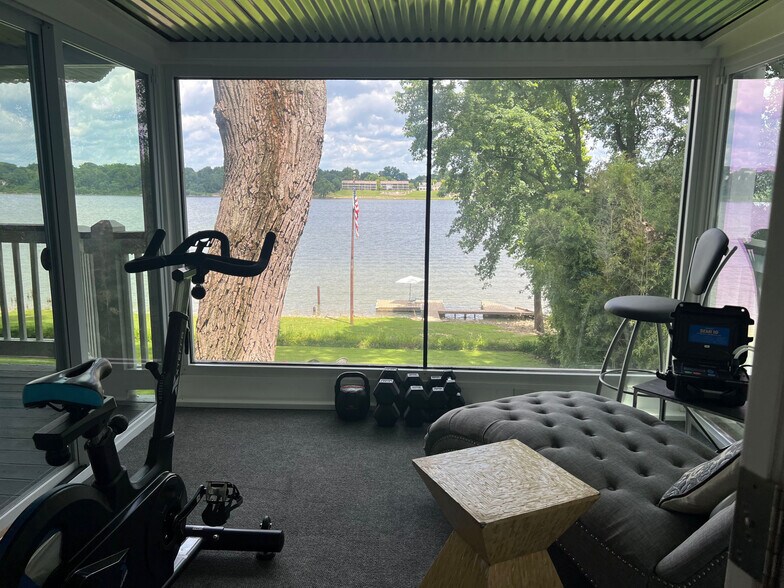More Photos Of 3227 River Rd, Louisville Specialty For Sale