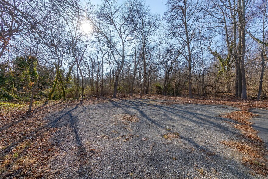 More Photos Of 2453 Delsea Dr, Franklinville Office For Sale