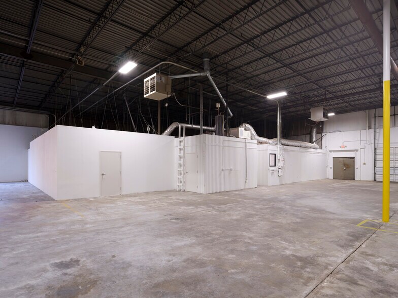 More Photos Of 3645 Oakcliff Rd, Doraville Warehouse For Sale